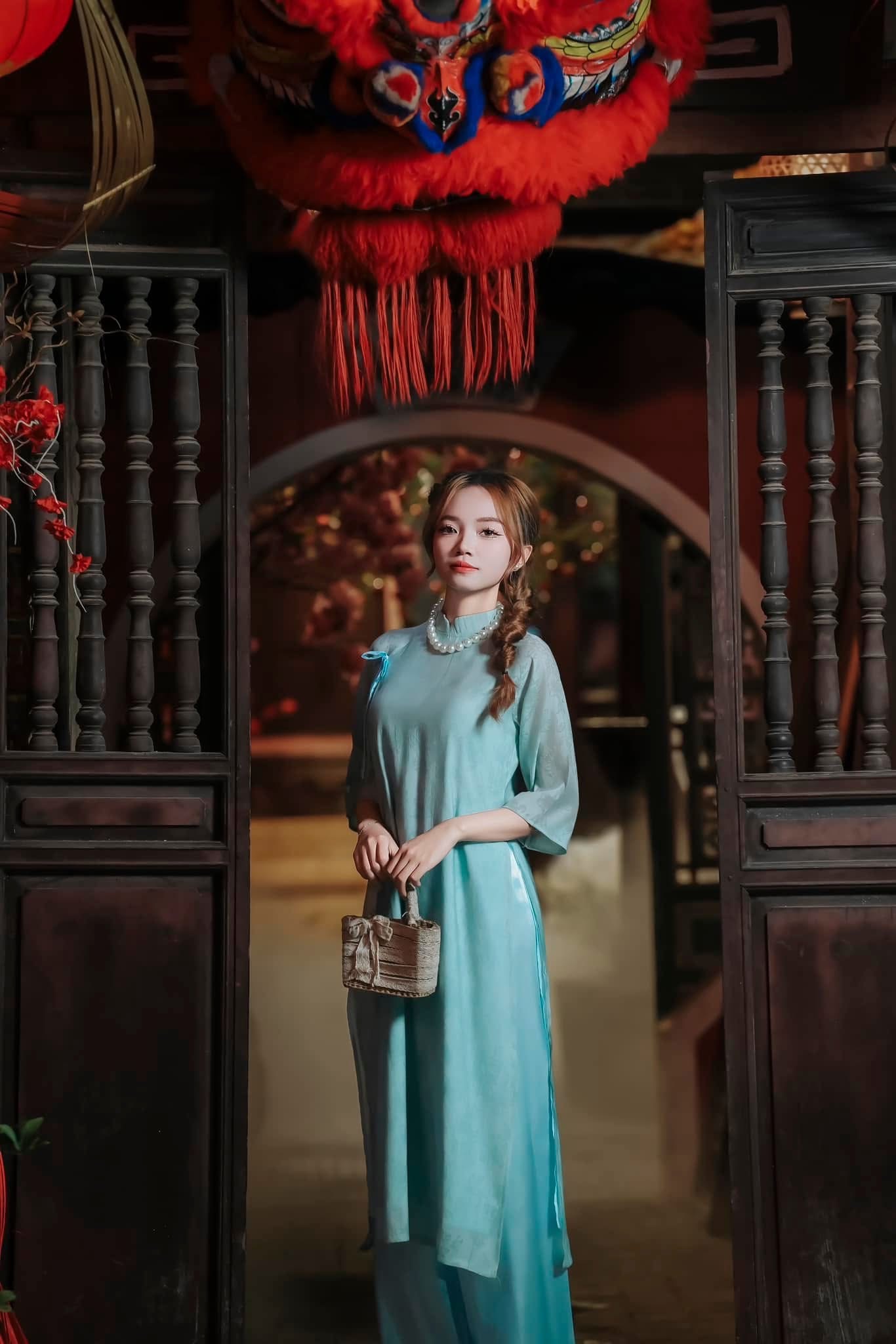 Áo Dài xanh ngọc