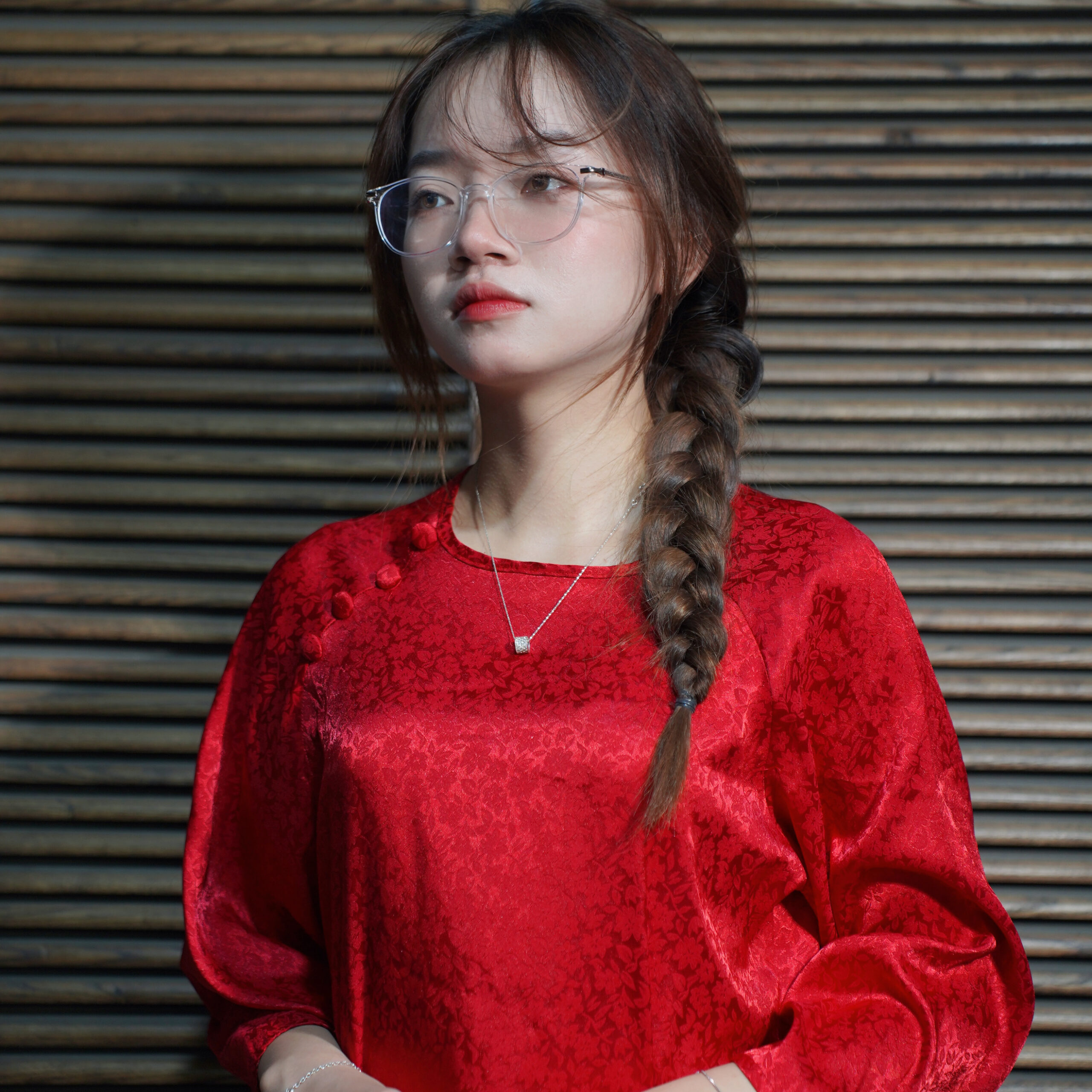 Áo Dài đỏ cổ tròn