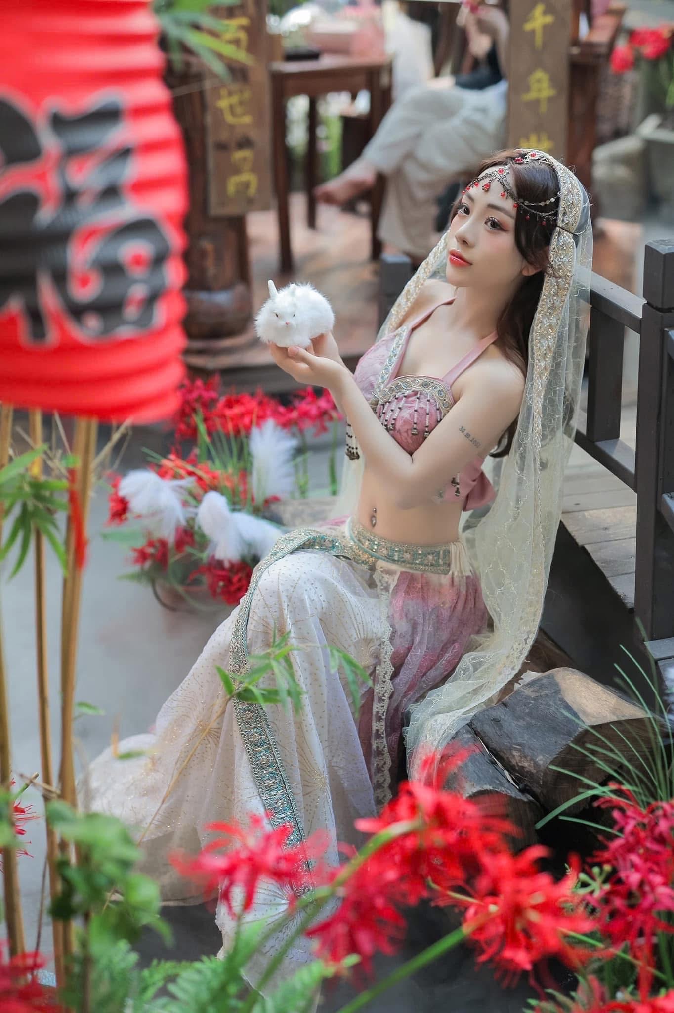 Đôn hoàng dị vực hồng (combo99-combo599k) ĐH08