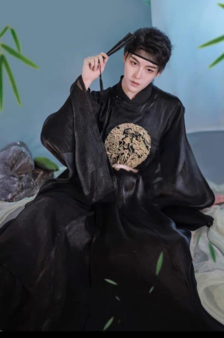 Hán Phục Nam Đen